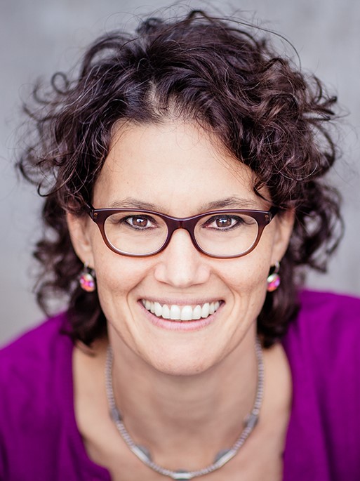 Nina Leonhard forscht u.a. zum sozialen Gedächtnis in Streitkräften.