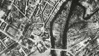 Das Luftbild der Royal Air Force zeigt die Potsdamer Innenstadt nach dem verheerenden Bombenangriff vom 14. April 1945.