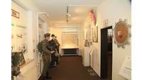 AusstellungsrRaum mit Objekten