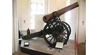 kurze 15-cm-Bronzekanone
