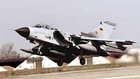 Ein Tornado startet zu einem Aufklärungsflug.