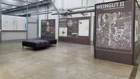 Ausstellungsraum mit Aufstellern